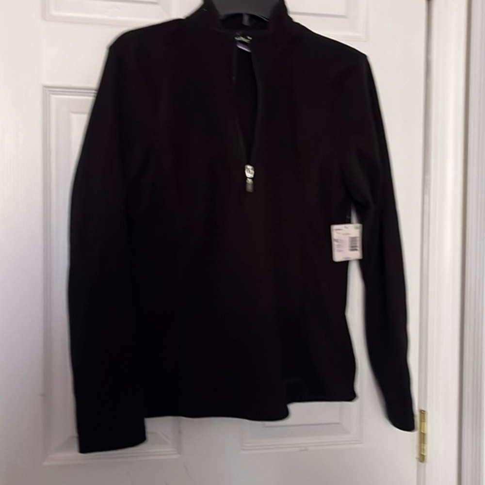 Woman’s workout sweater athletic wear activewear - Size Large